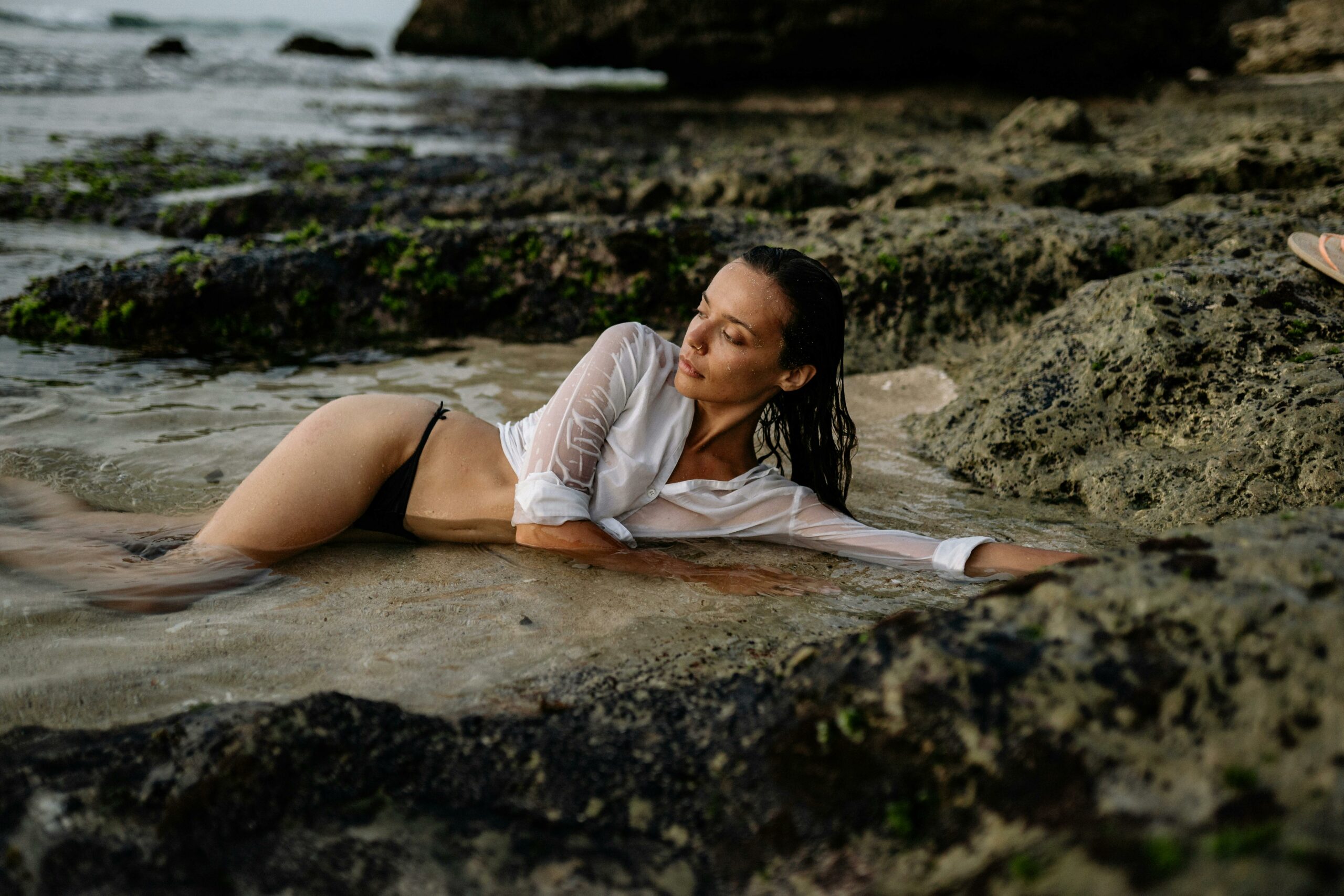 Kostenloses Stock Foto zu allein, ausruhen, bikini